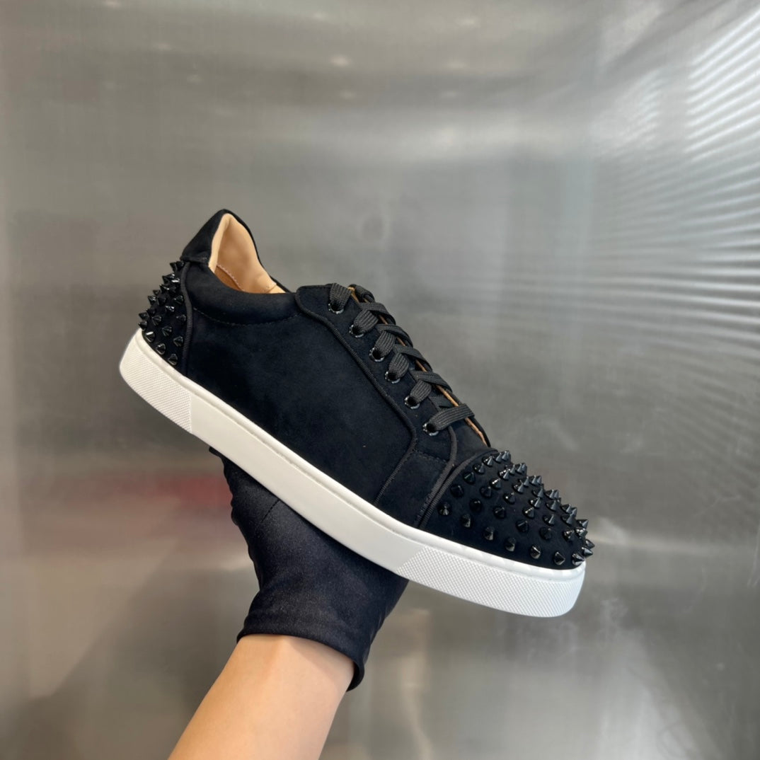 CL Louise Junior Spikes Sneaker Black White Suede 332107