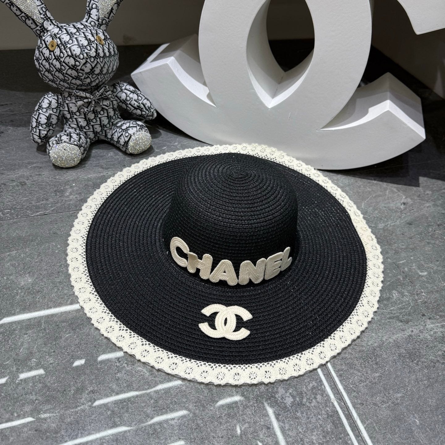 Chanel Round Top Straw Hat with Wide Brim 280798