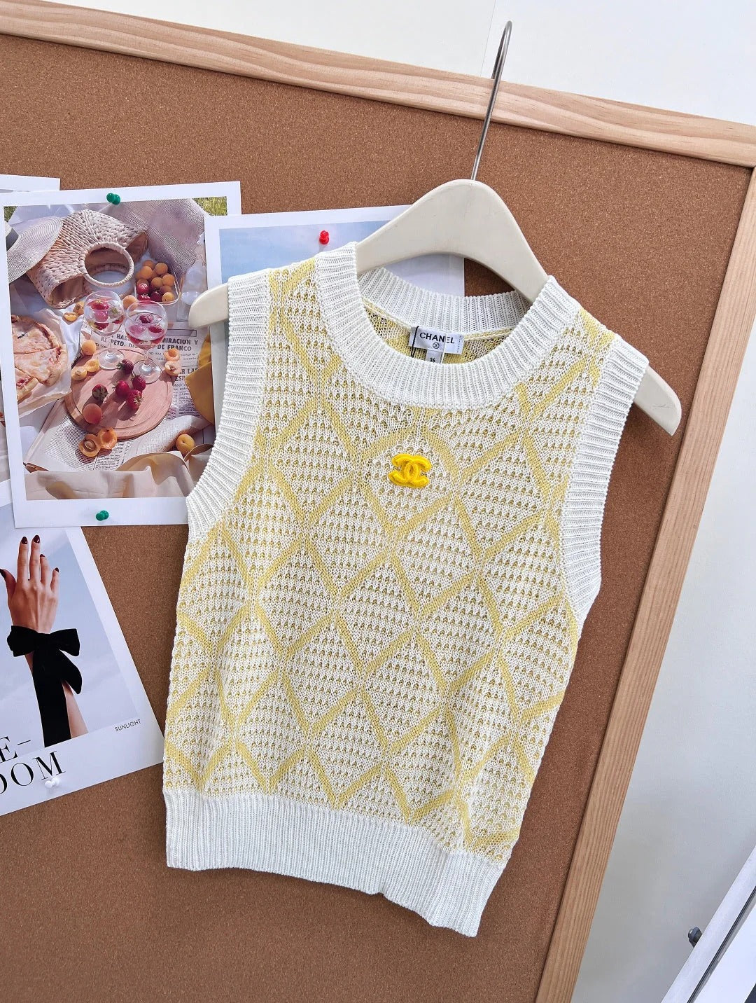 Chanel 2026 Knit Vest Yellow 3D Logo CC Cotton 463364