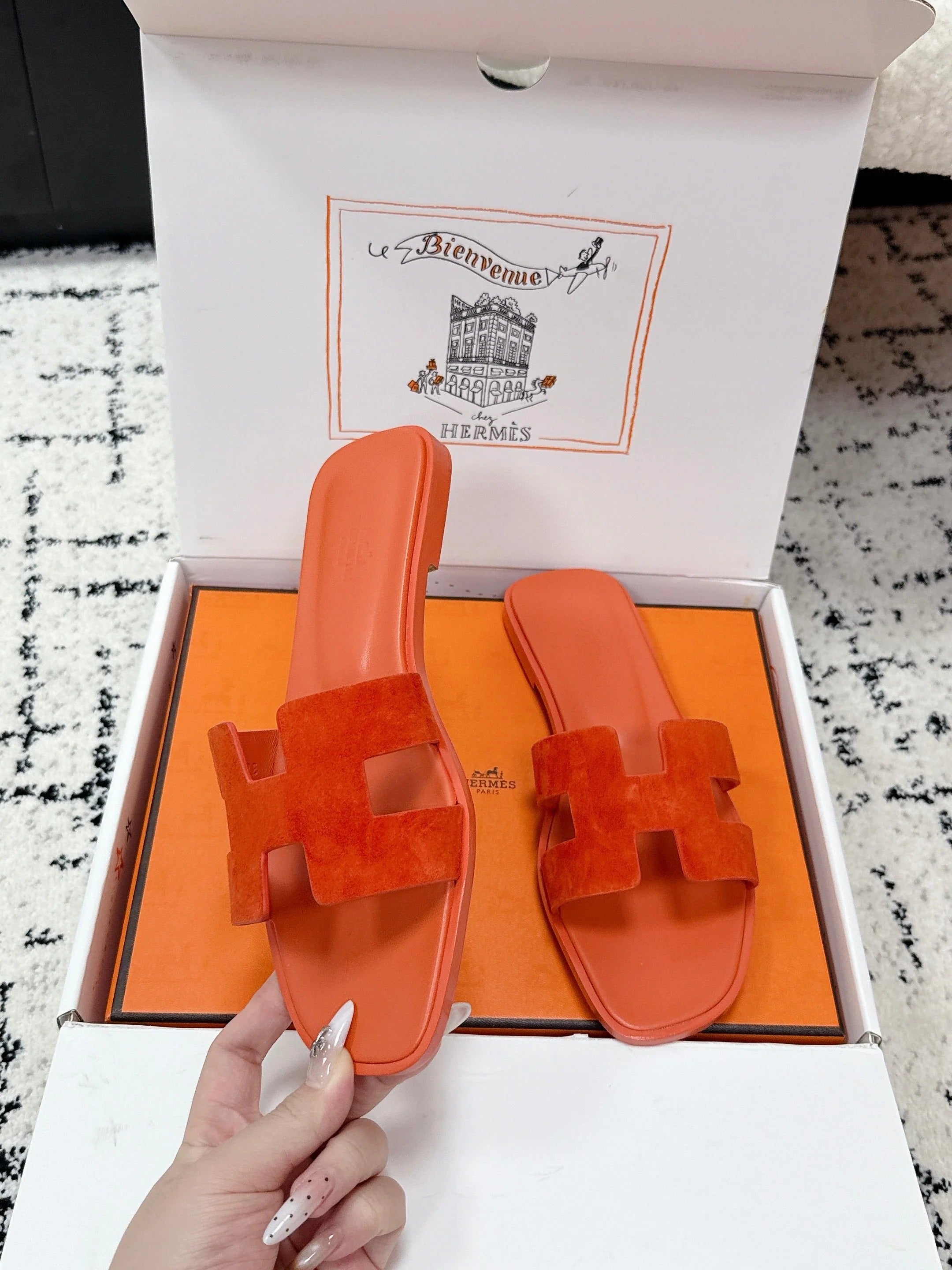 HM 26ss Oran Sandals Orange Suede Cowhide 617191
