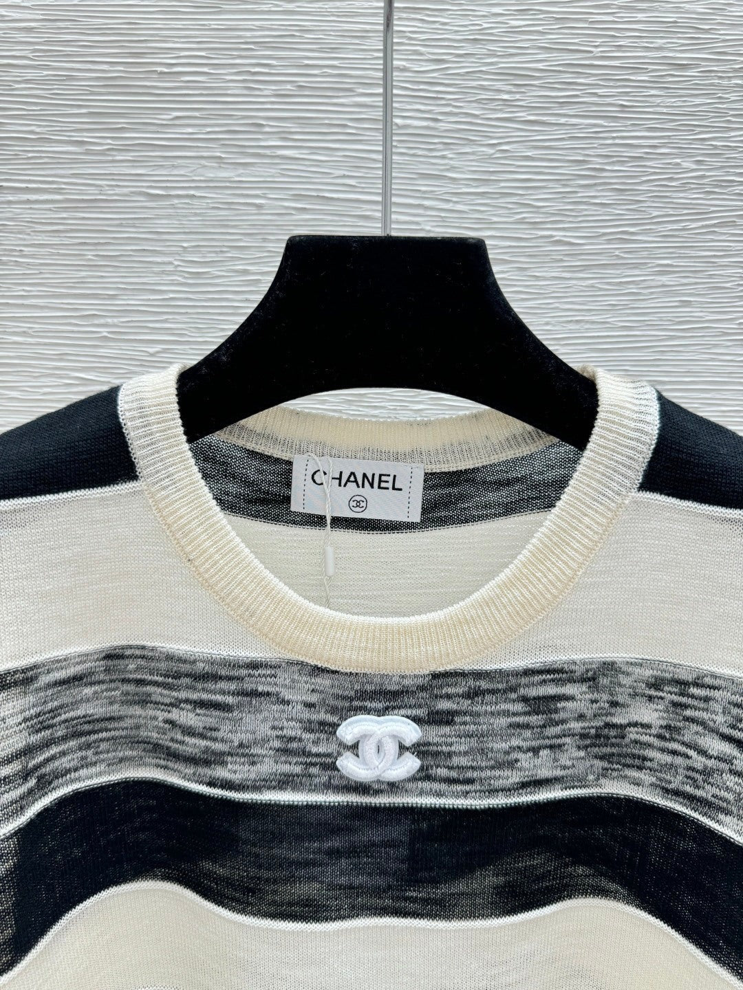 Chanel 2026 Striped Crew Neck Knitted Vest Tencel 516058