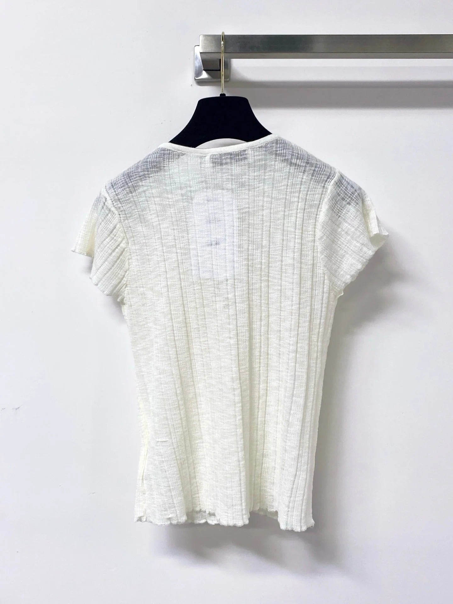 Dior 2026 Short-Sleeve T-Shirt V-neck Top Subtle Front Twist Detail Tencel 487973