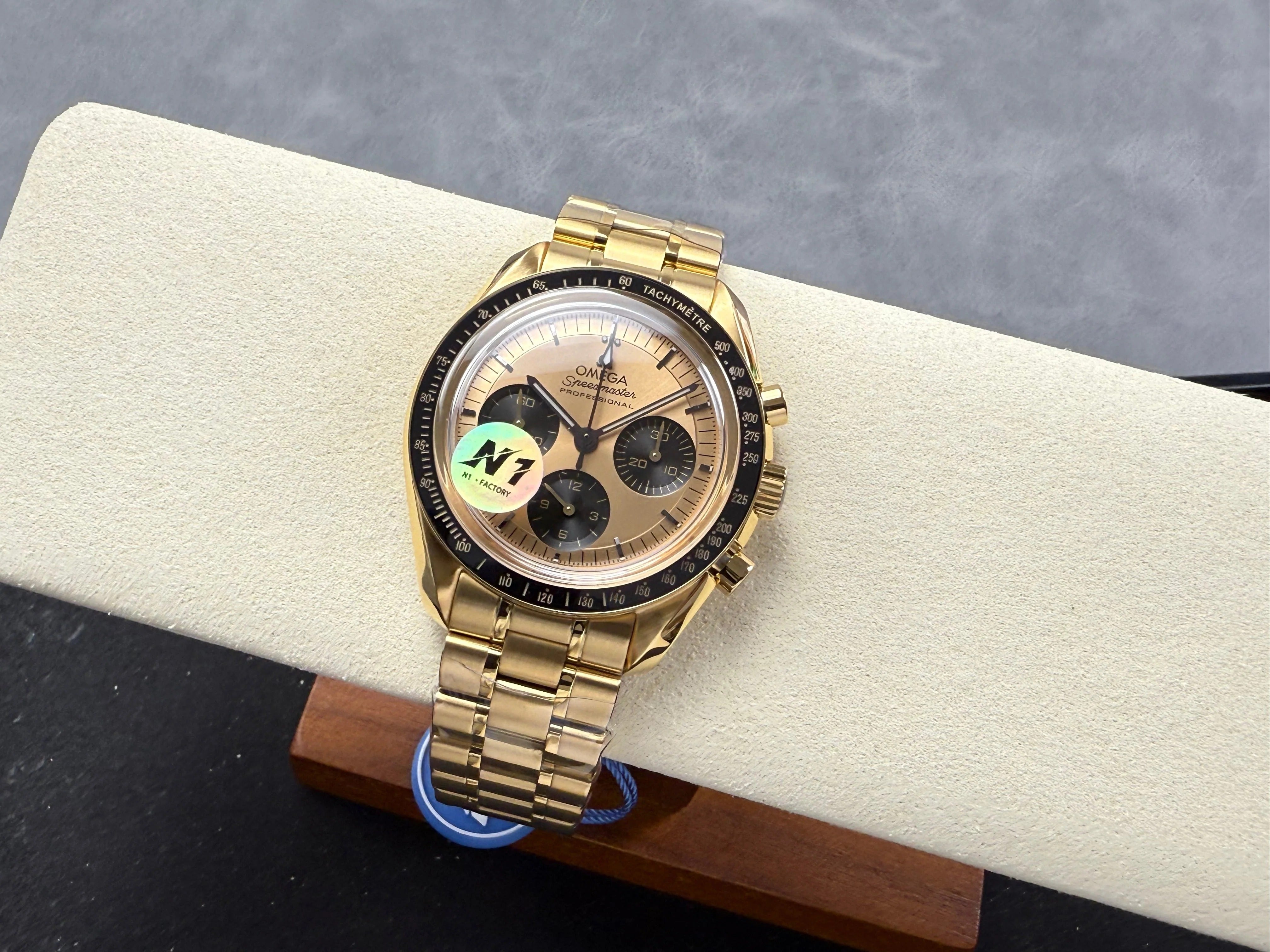 Omega Speedmaster Professional Moonwatch 42mm Yellow Gold Black Dial 233472