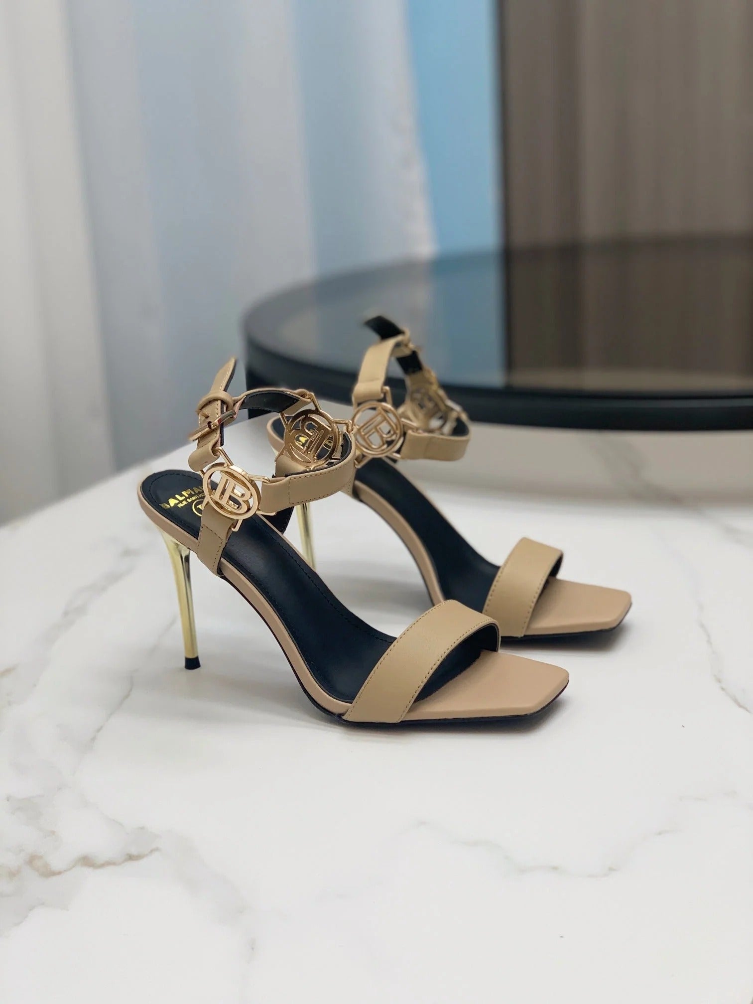 BALMAIN 25S HIGH HEELS WITH B METAL DETAIL 95MM IN LIGHT BROWN CALFSKIN