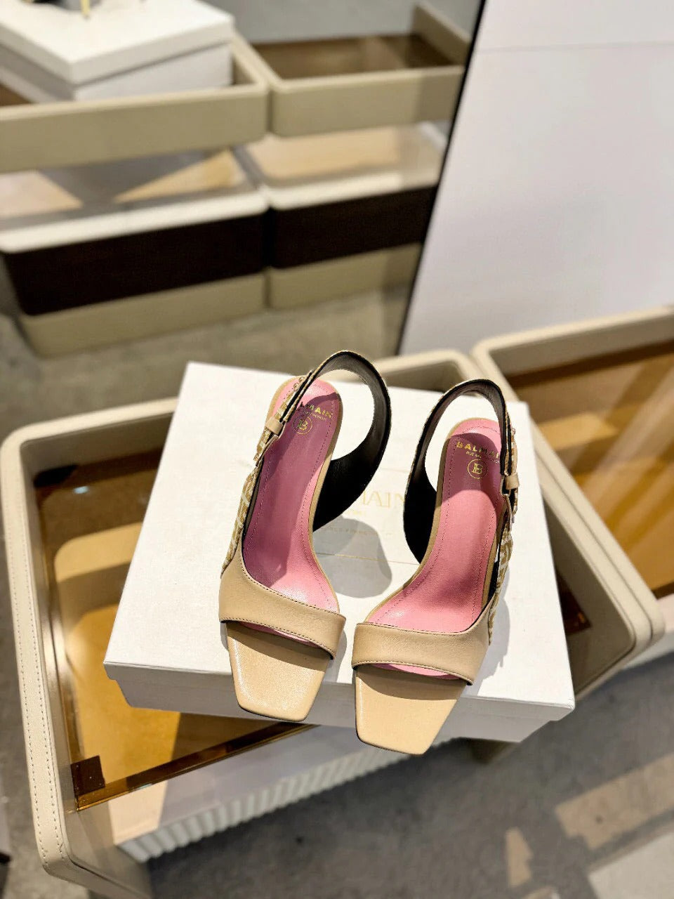 RUBY SANDALS IN BEIGE CALFSKIN AND PB LABYRINTH CANVAS