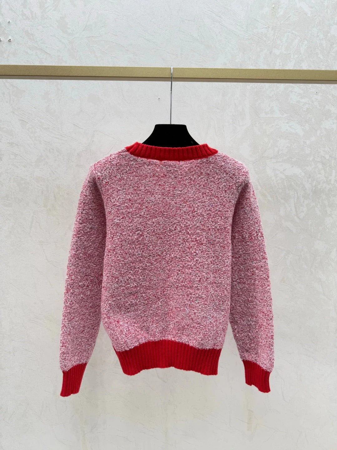CHANEL 25S LONG-SLEEVE ROUND-NECK SWEATER 514