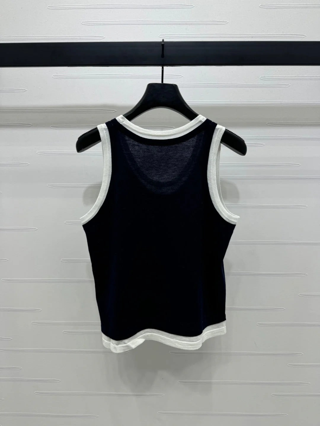 MIUMIU SLEEVELESS TOP 269403