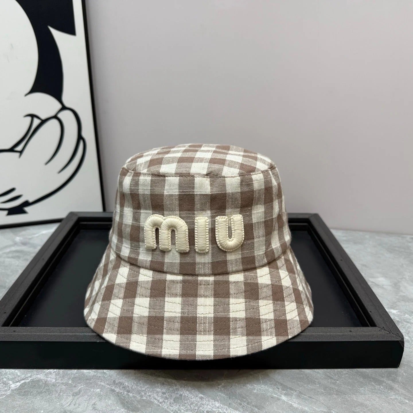 MM BUCKET CHECKED PATTERN WITH LOGO