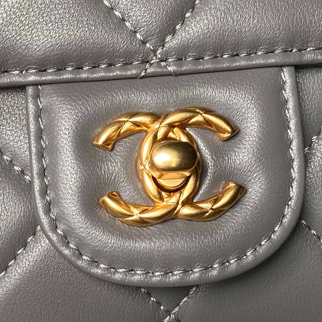 CC 25S FLAP BAG 18 CM IN DARK GREY LAMBSKIN WITH TOP HANDLE
