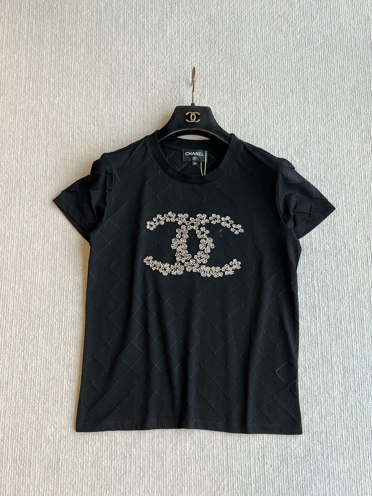 CHANEL BLACK SHORT-SLEEVE EMBELLISHED T-SHIRT