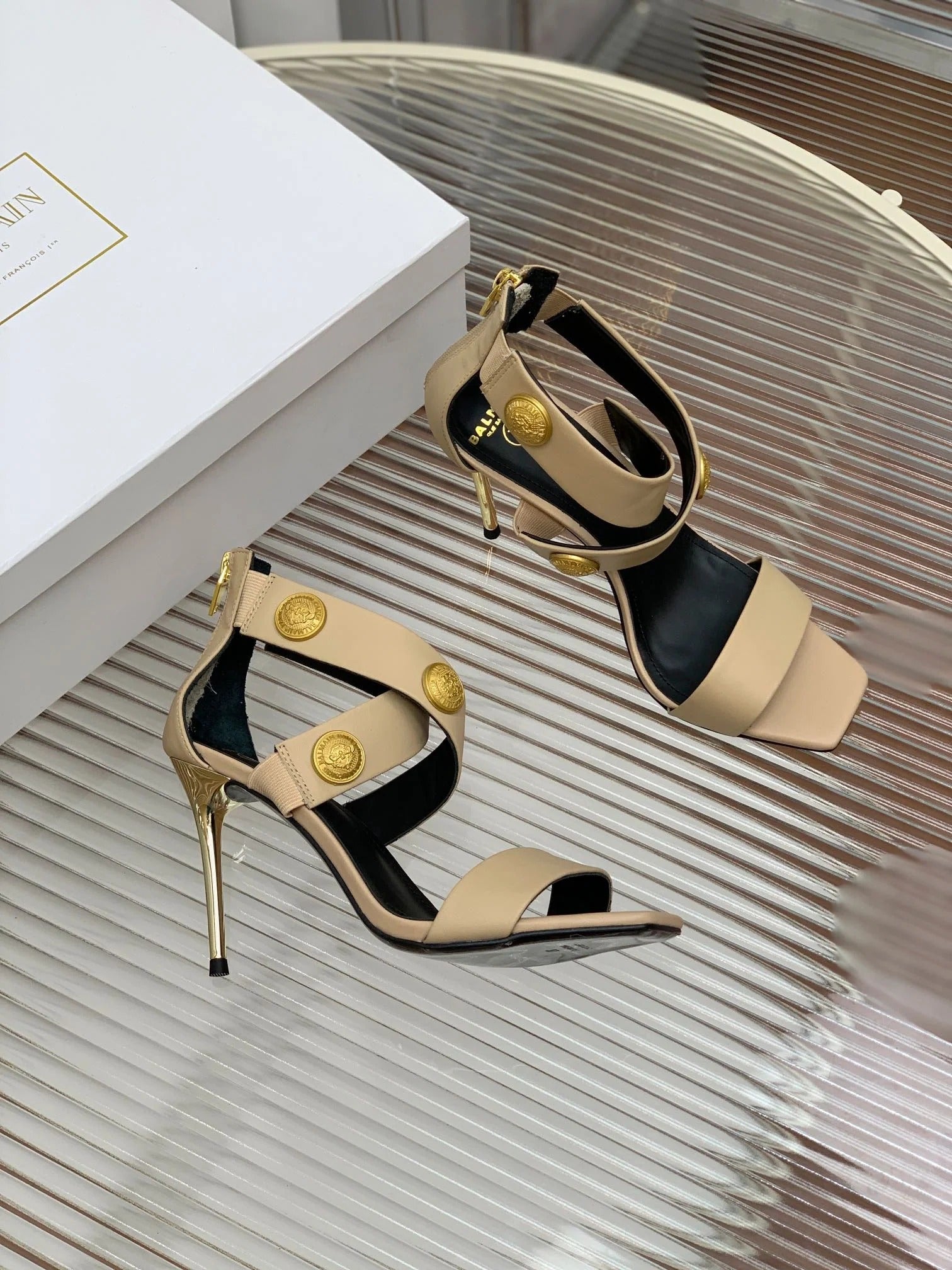 BALMAIN 25S CROSSOVER STRAP HIGH HEELS 95MM IN LIGHT BROWN CALFSKIN