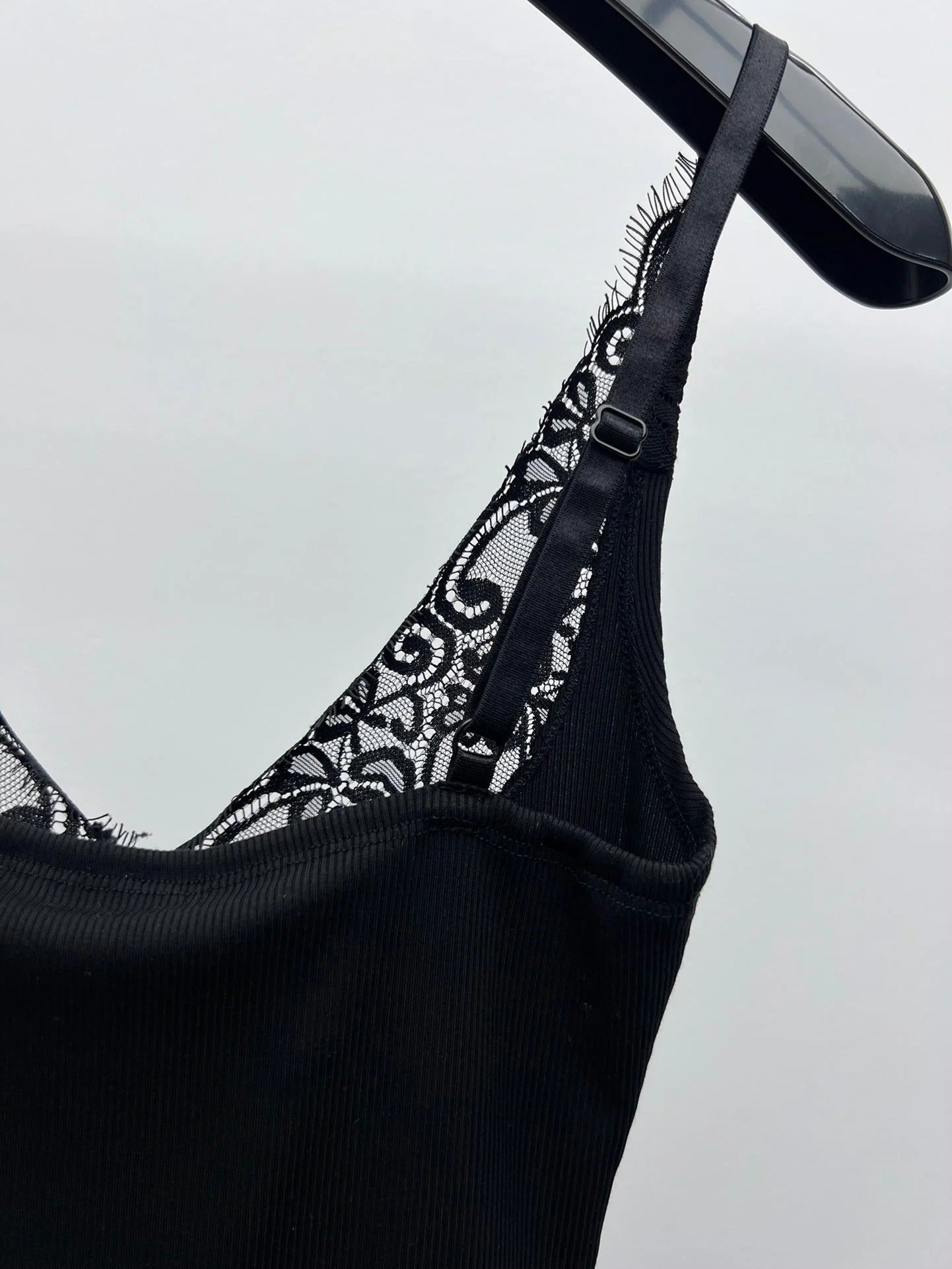 YSL 25S KNIT LACE TOP STYLE 92