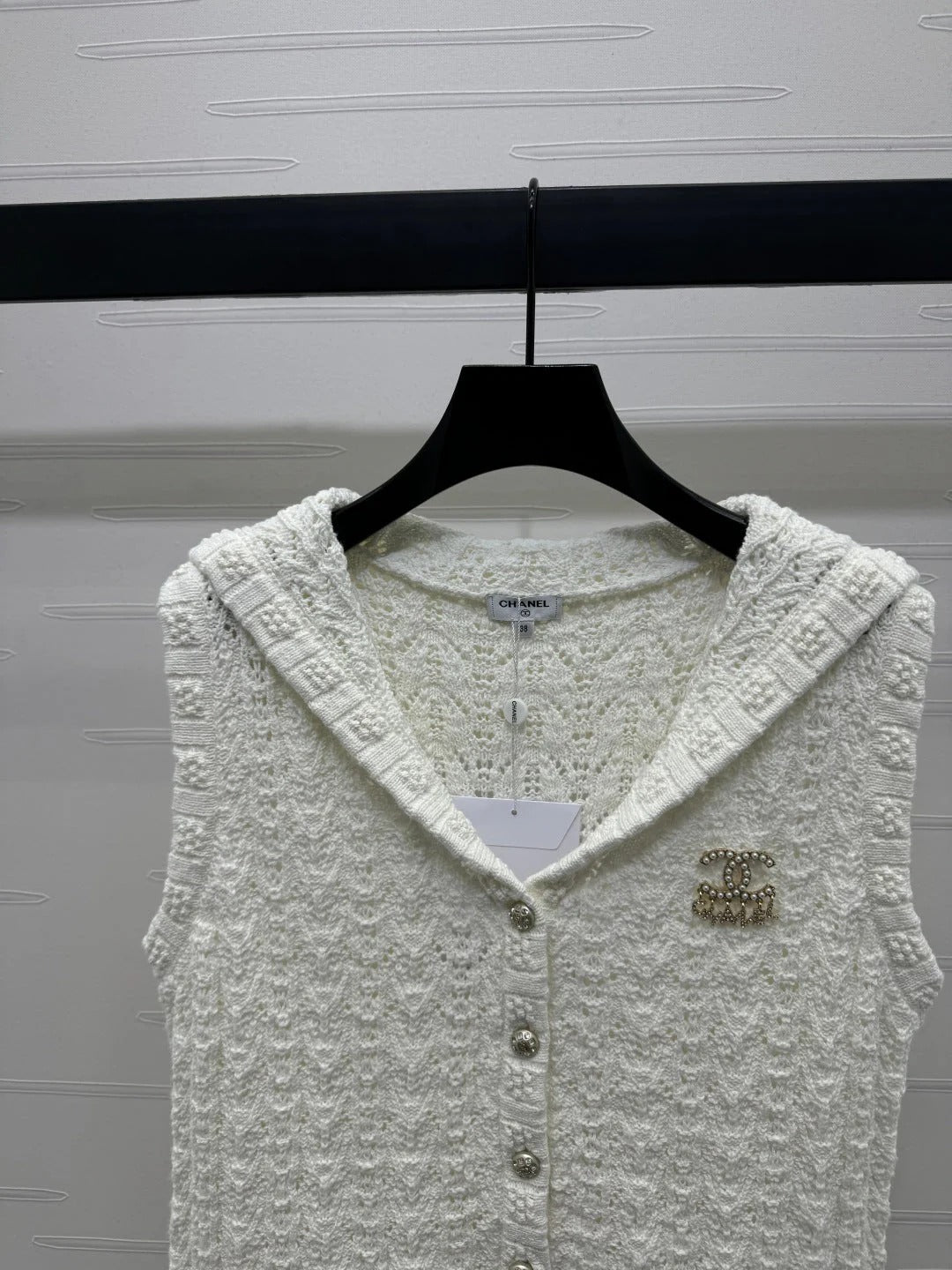 CHANEL 25S CROCHET SLEEVELESS VEST 264178