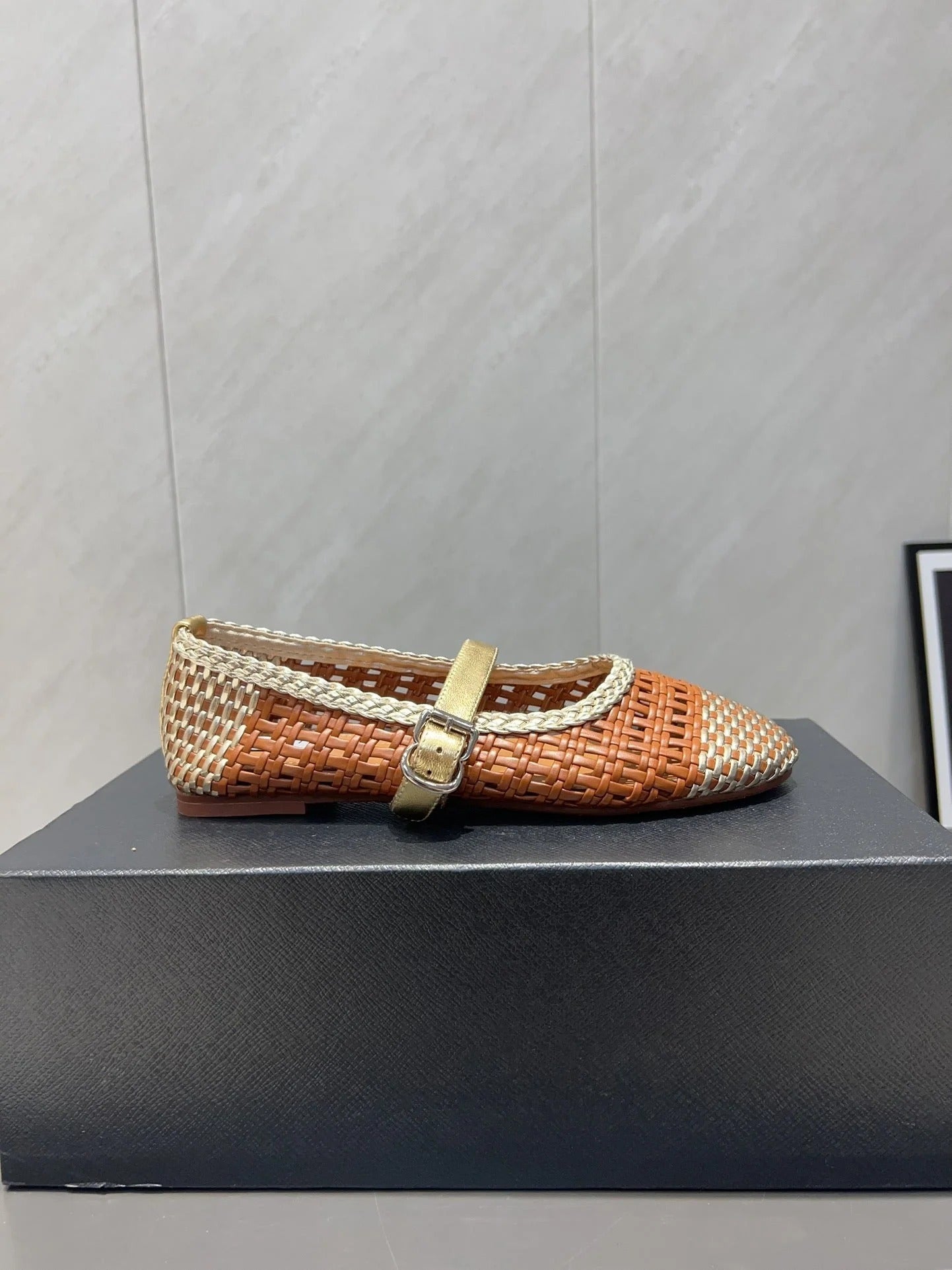 Alaia Mary Jane Flats Woven Pattern 25s In Brown Calfskin