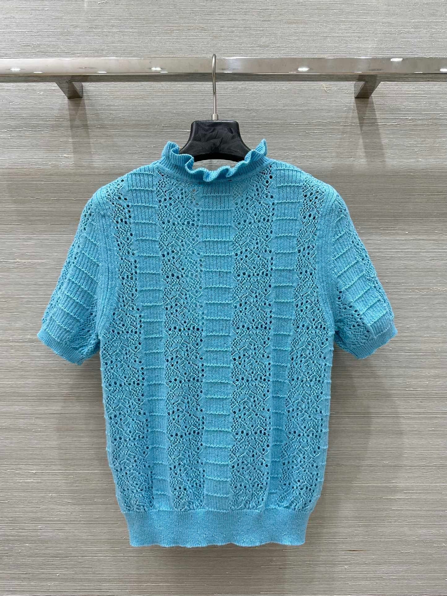 CHANEL KNIT TOP STYLE 70