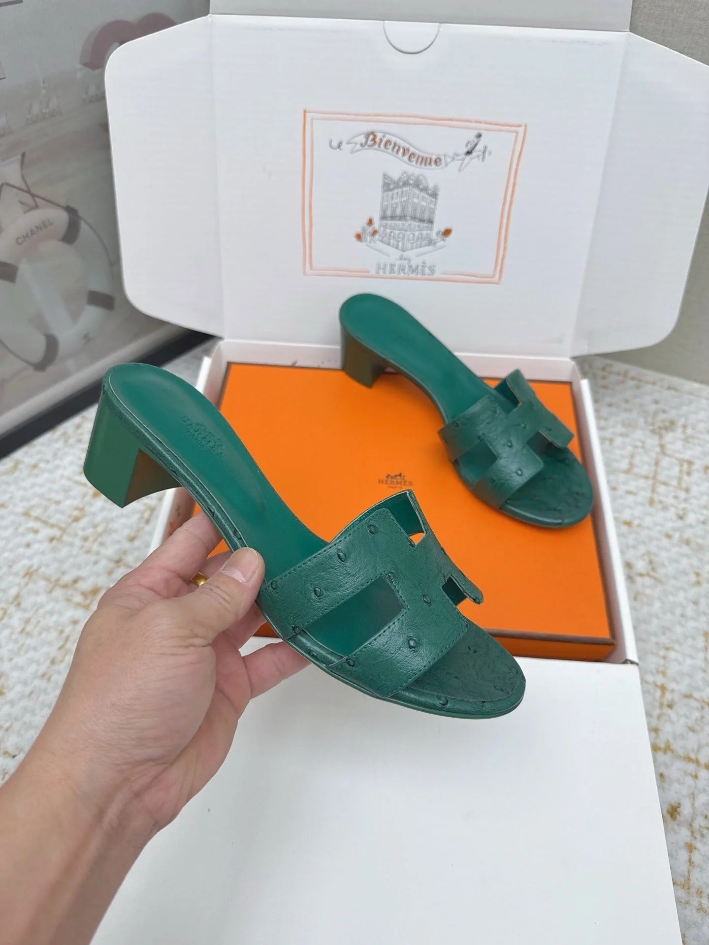 HM 26ss Oran Sandals 50 Forest Green Ostrich Leather 625129