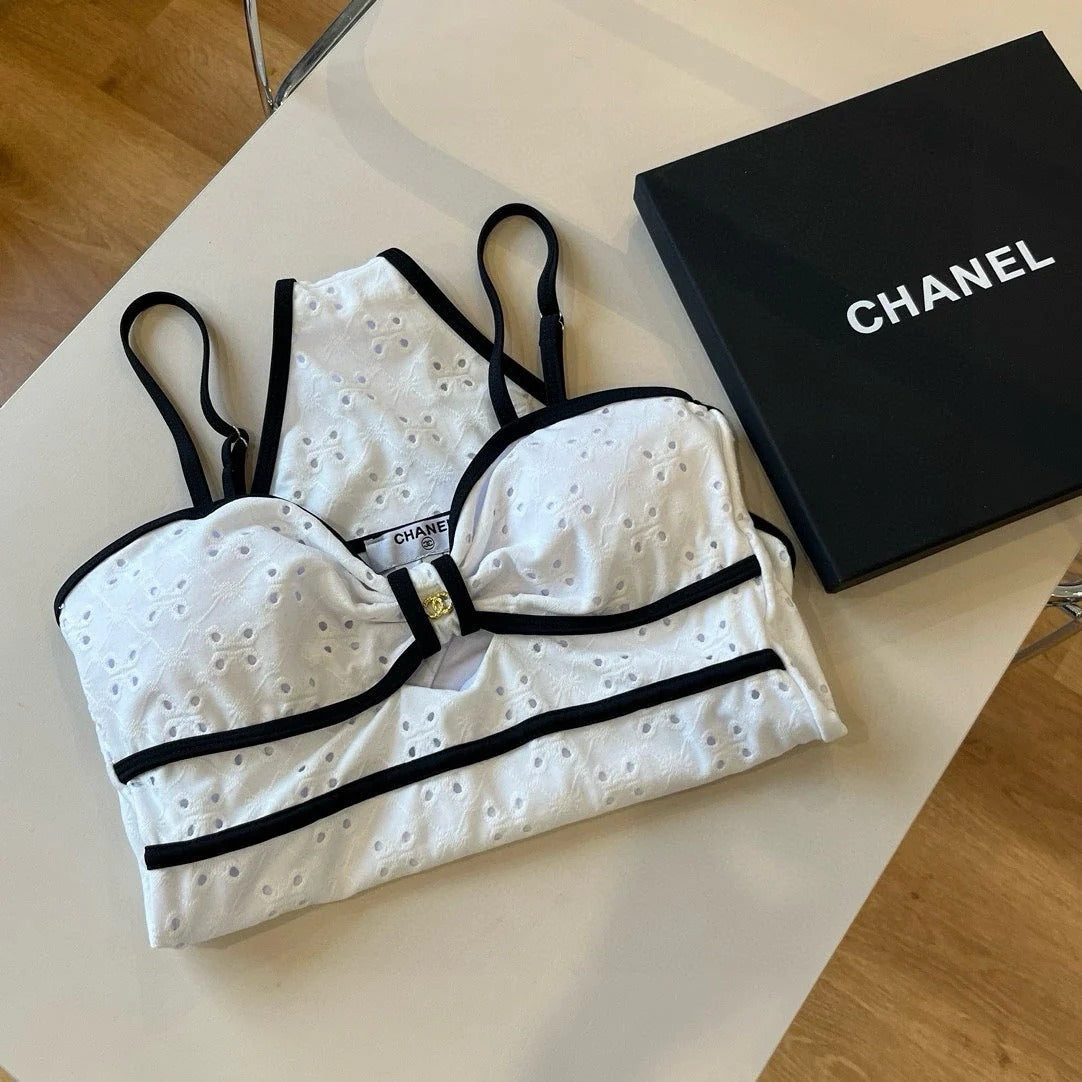 CC BIKINI SWIMSUIT SET IN WHITE AND BLACK TRIM 594786