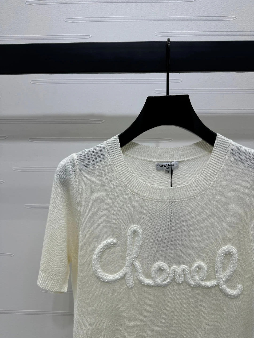 CHANEL SHORT-SLEEVE CREW NECK SWEATER 269419