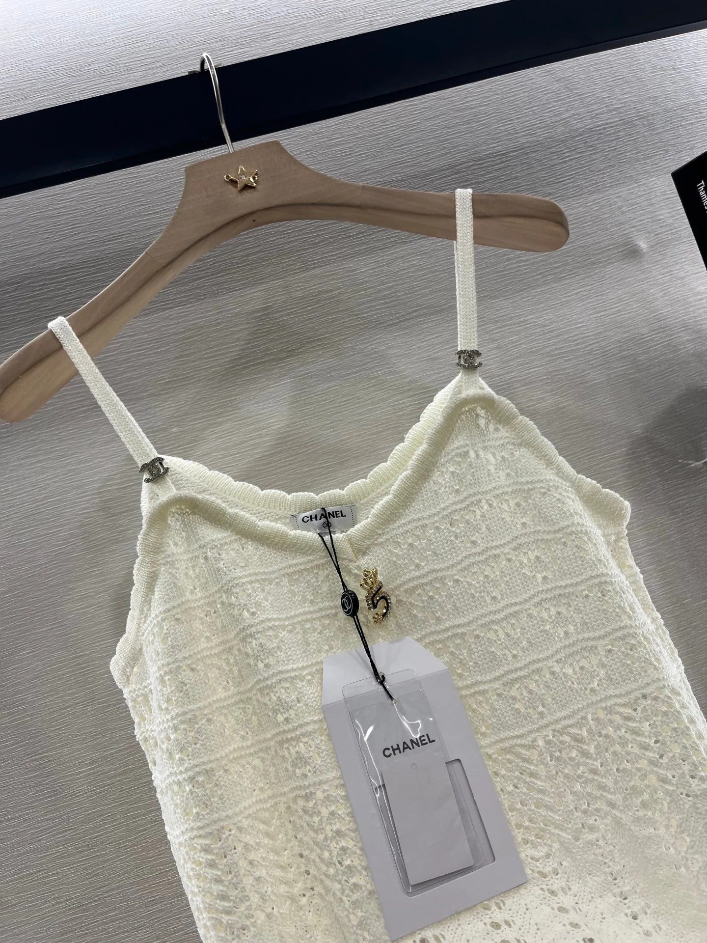 CHANEL KNIT CAMISOLE 263421