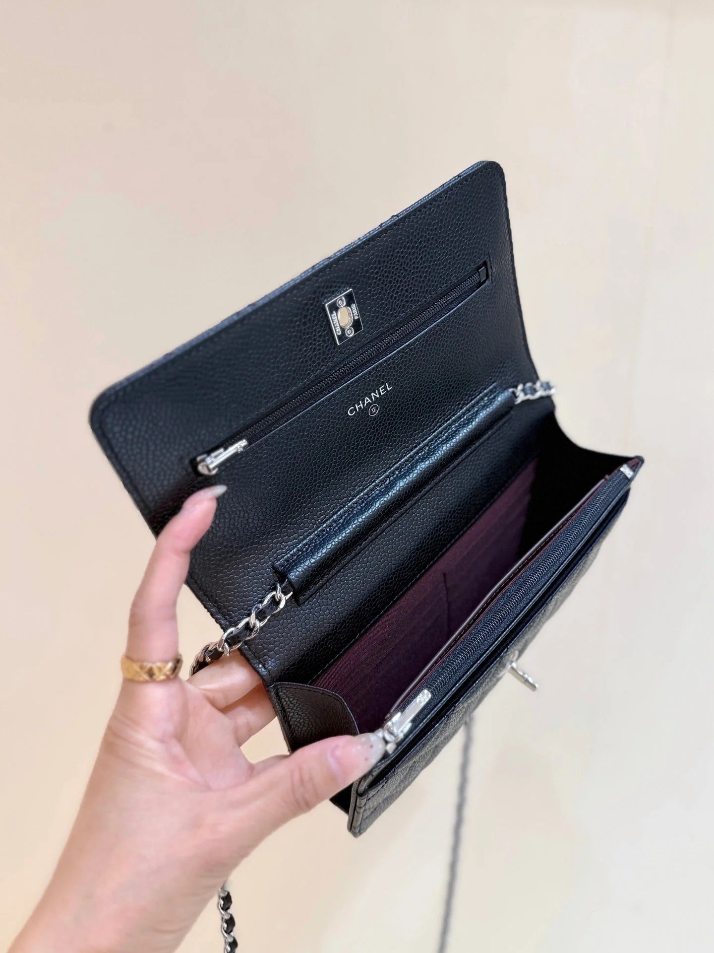 CHANEL 25S MINI FLAP BAG 19 IN BLACK CALFSKIN GOLD HARDWARE