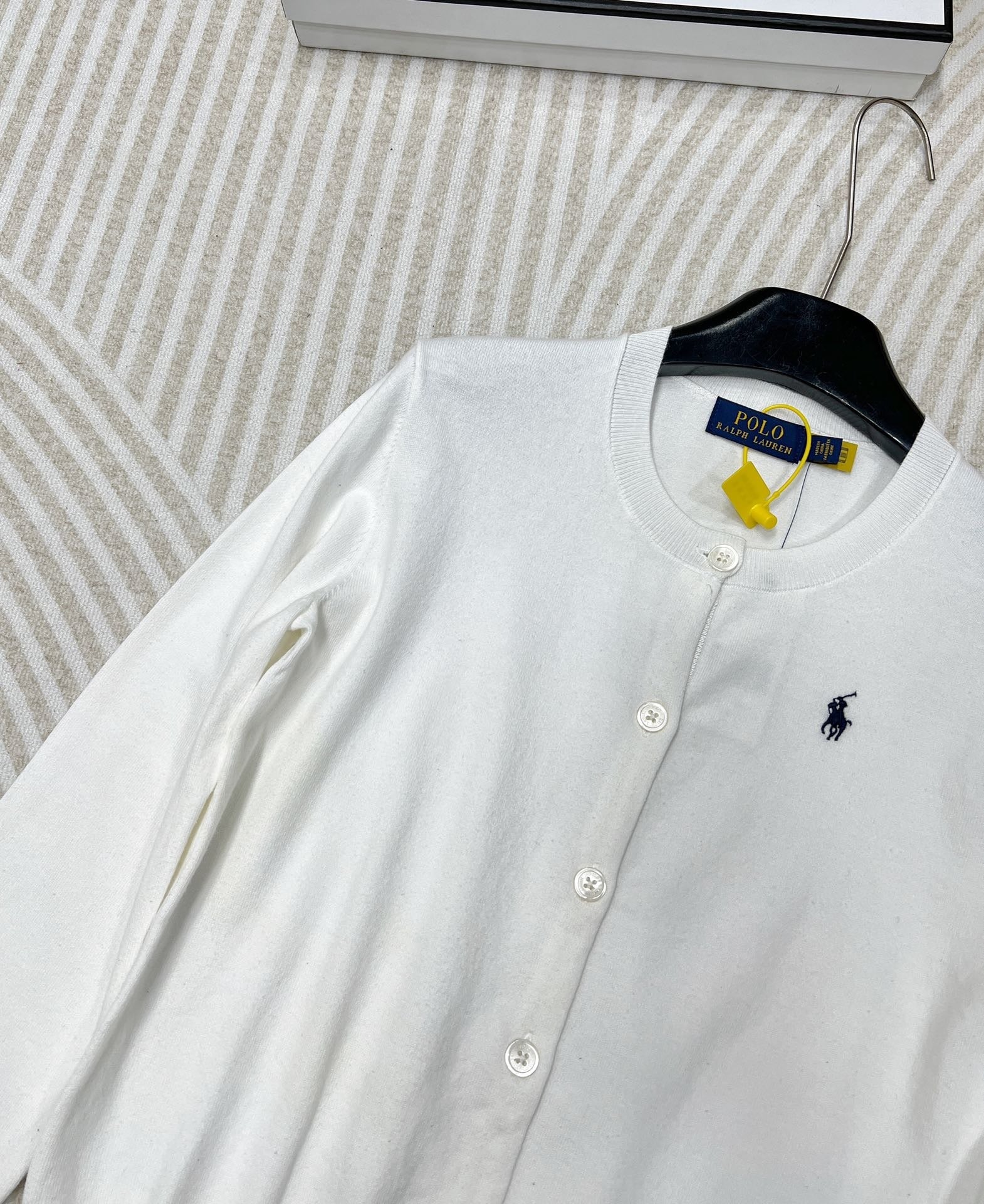 RALPH LAUREN CARDIGAN STYLE 182