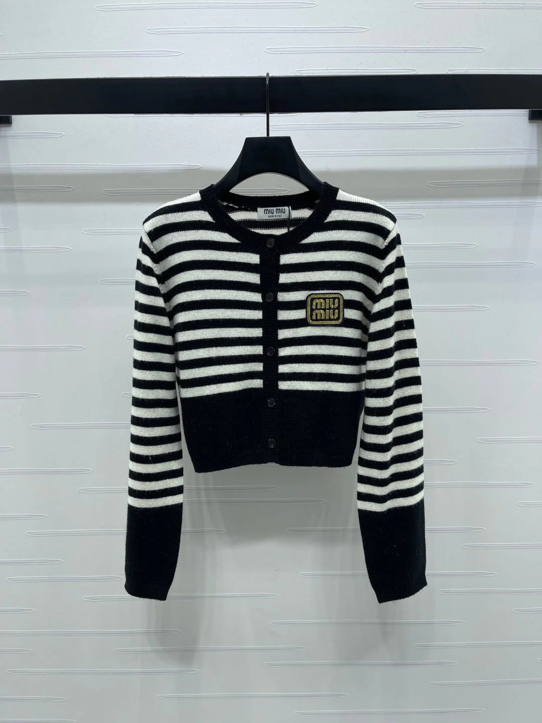 MIUMIU CARDIGAN STYLE 457