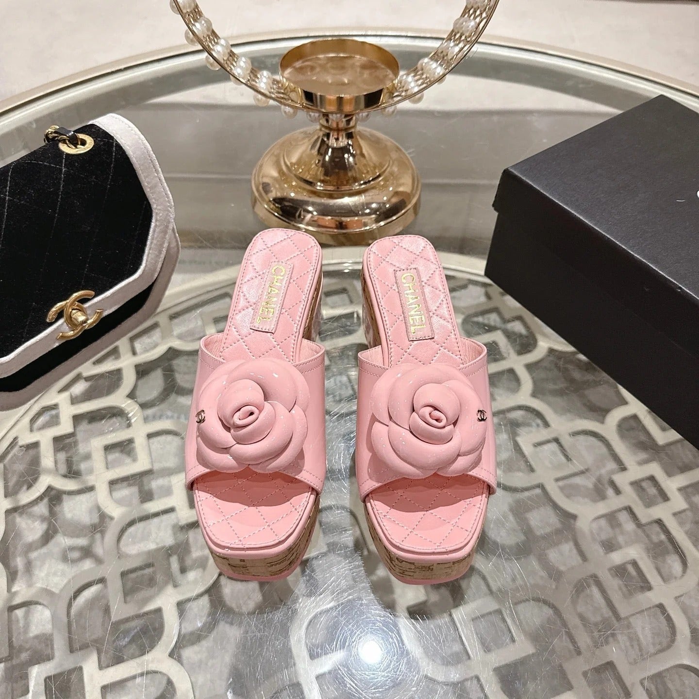 CC 26s Camellia Platform Slippers 65 Pink Patent Leather 627045