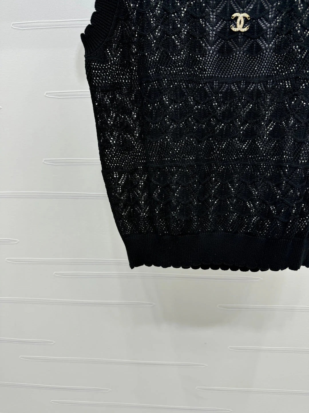 CHANEL 25S HOLLOW KNIT VEST 264156