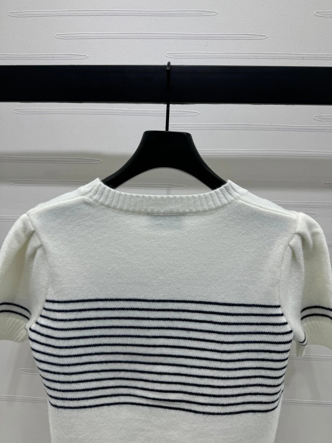CHANEL SHORT-SLEEVE KNITTED PUFF-SLEEVE TOP 274950