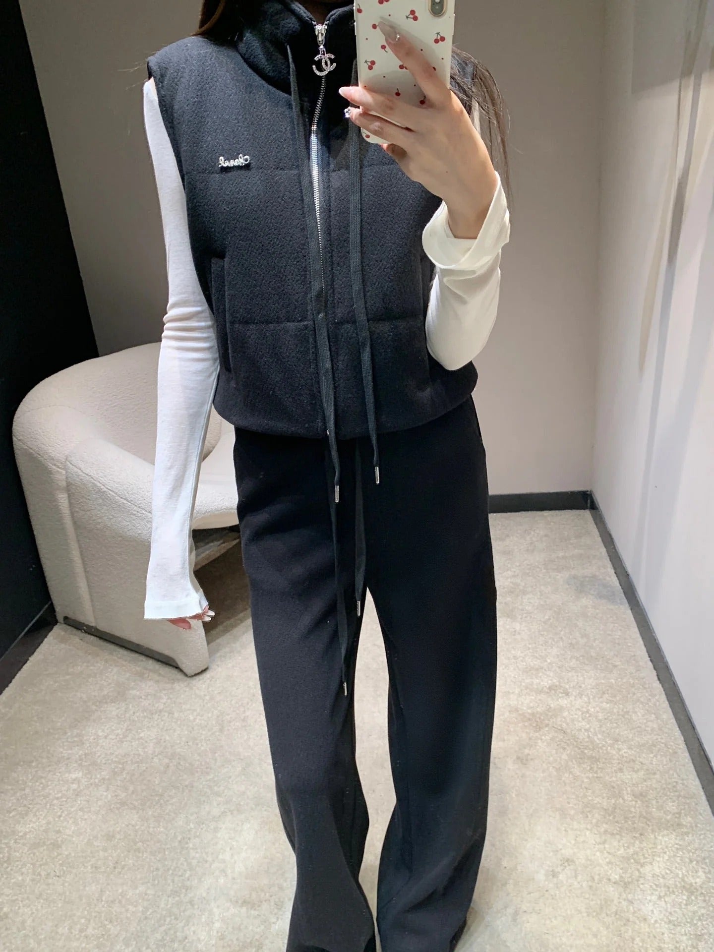 CHANEL 25S KNIT BLAZER AND DRAWSTRING PANTS SET 387