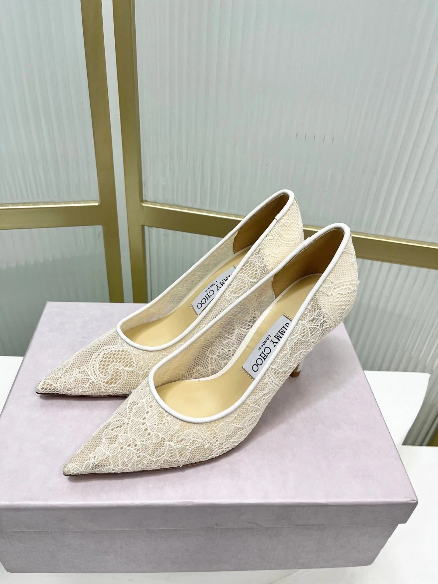 Jimmy 26s Heel Pump 85 Ivory Beige Lace Sheepskin 605950