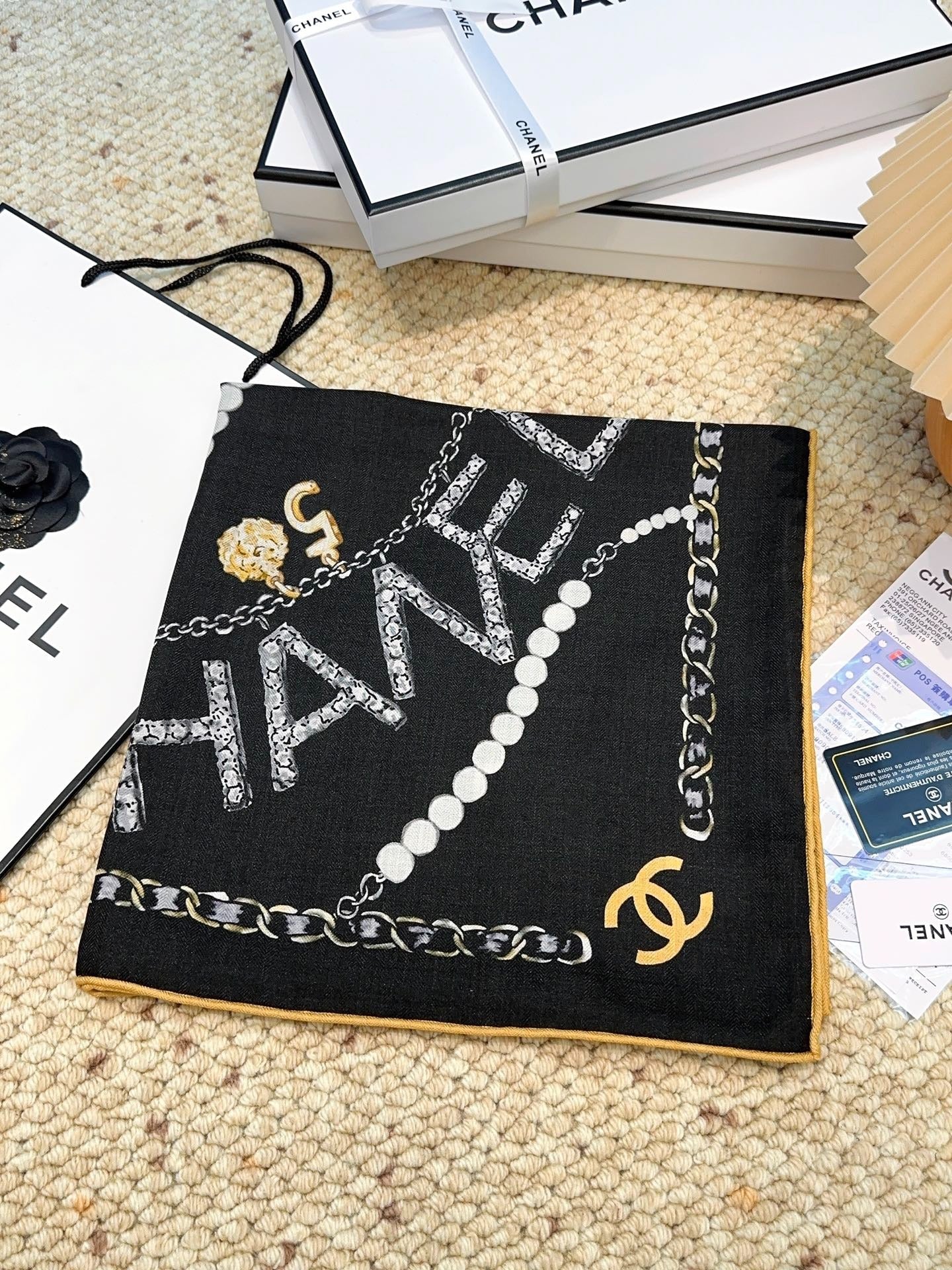 CHANEL 25S SCARF 140 CM IN CASHMERE SILK 943928