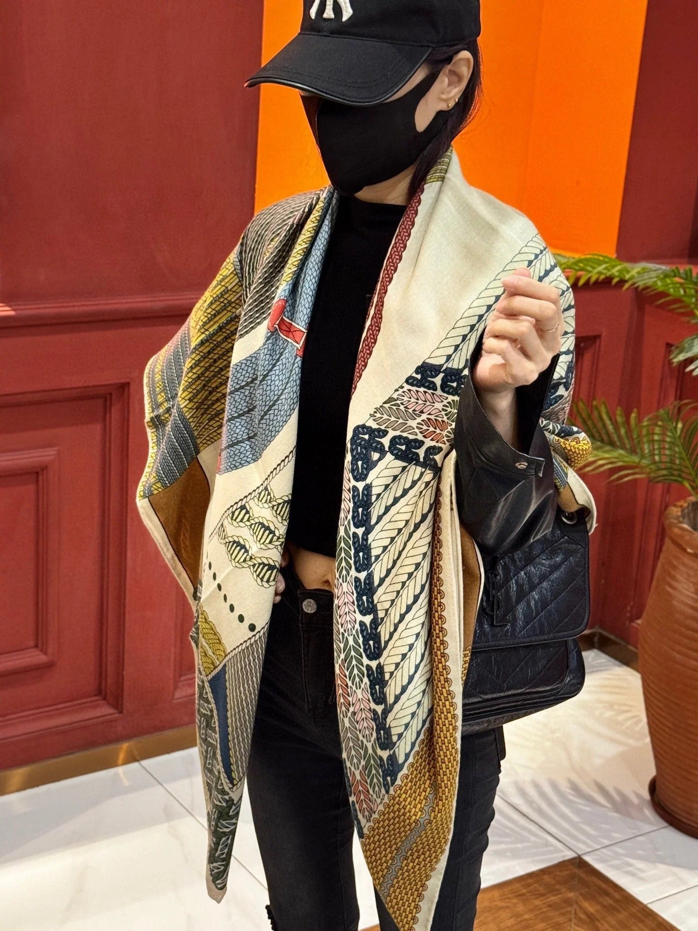 HERMES 25S SCARF 140 IN SILK 854804