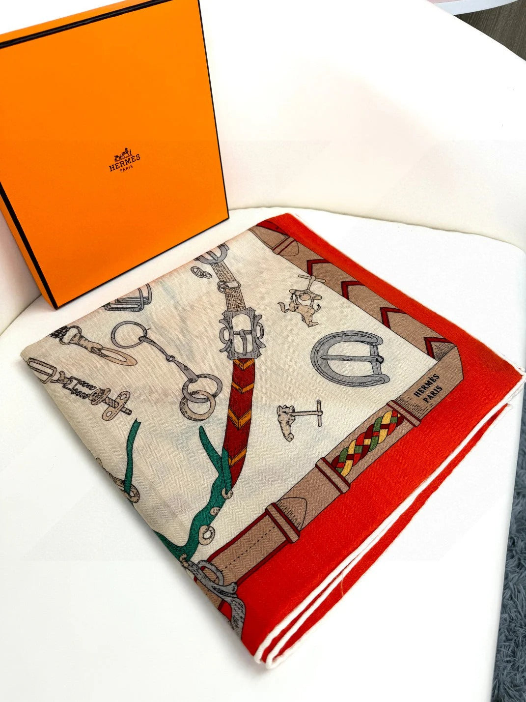 HERMES 25S SCARF 135 IN CASHMERE SILK 737310