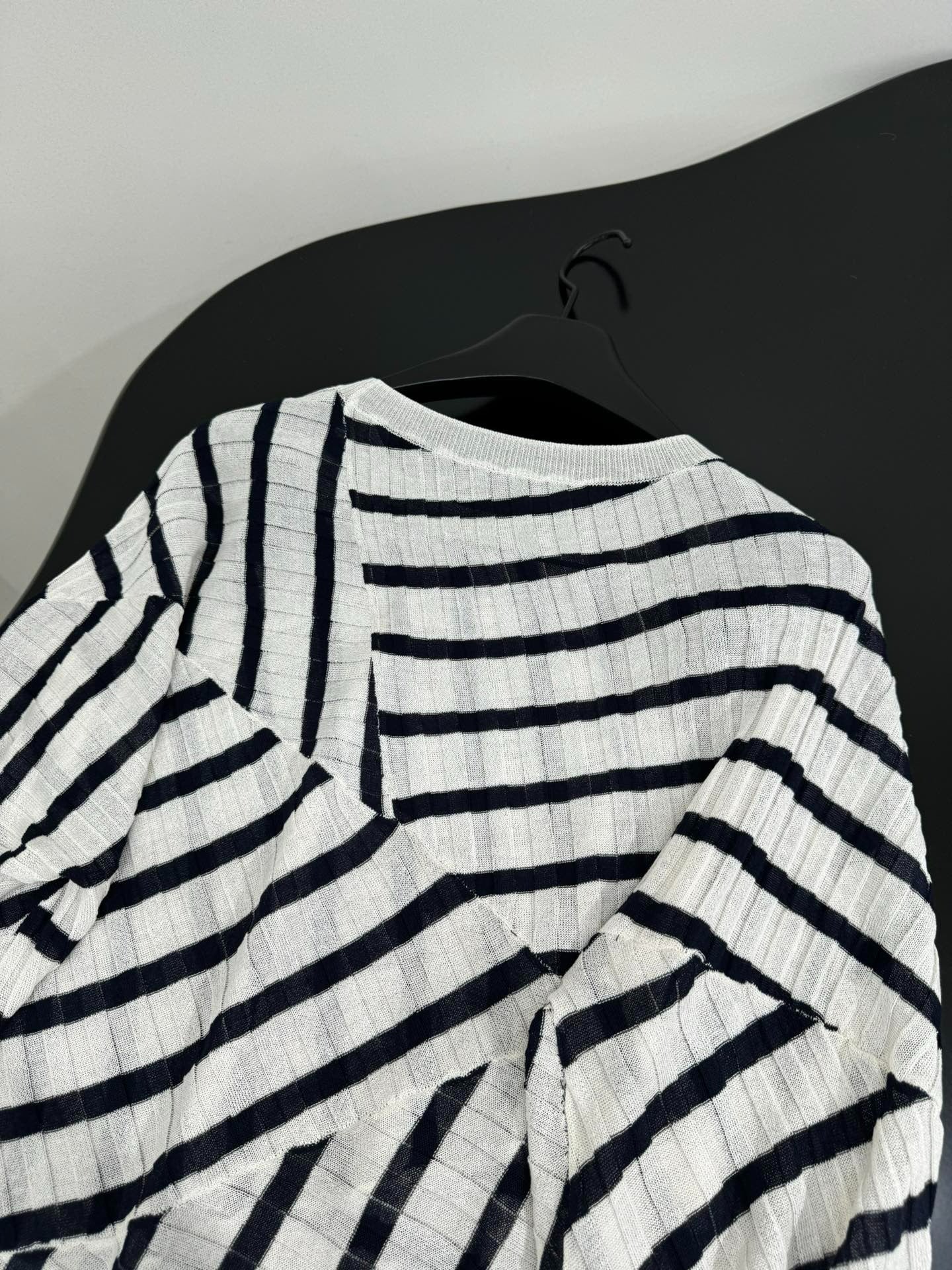 DIOR 25S STRIPED SWEATER STYLE 203