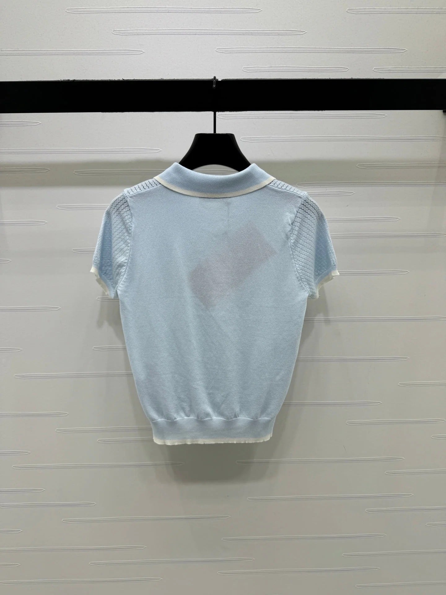 Miumiu 2026 Hollow-out Knitted Collared Short-sleeved Top Wool 385409