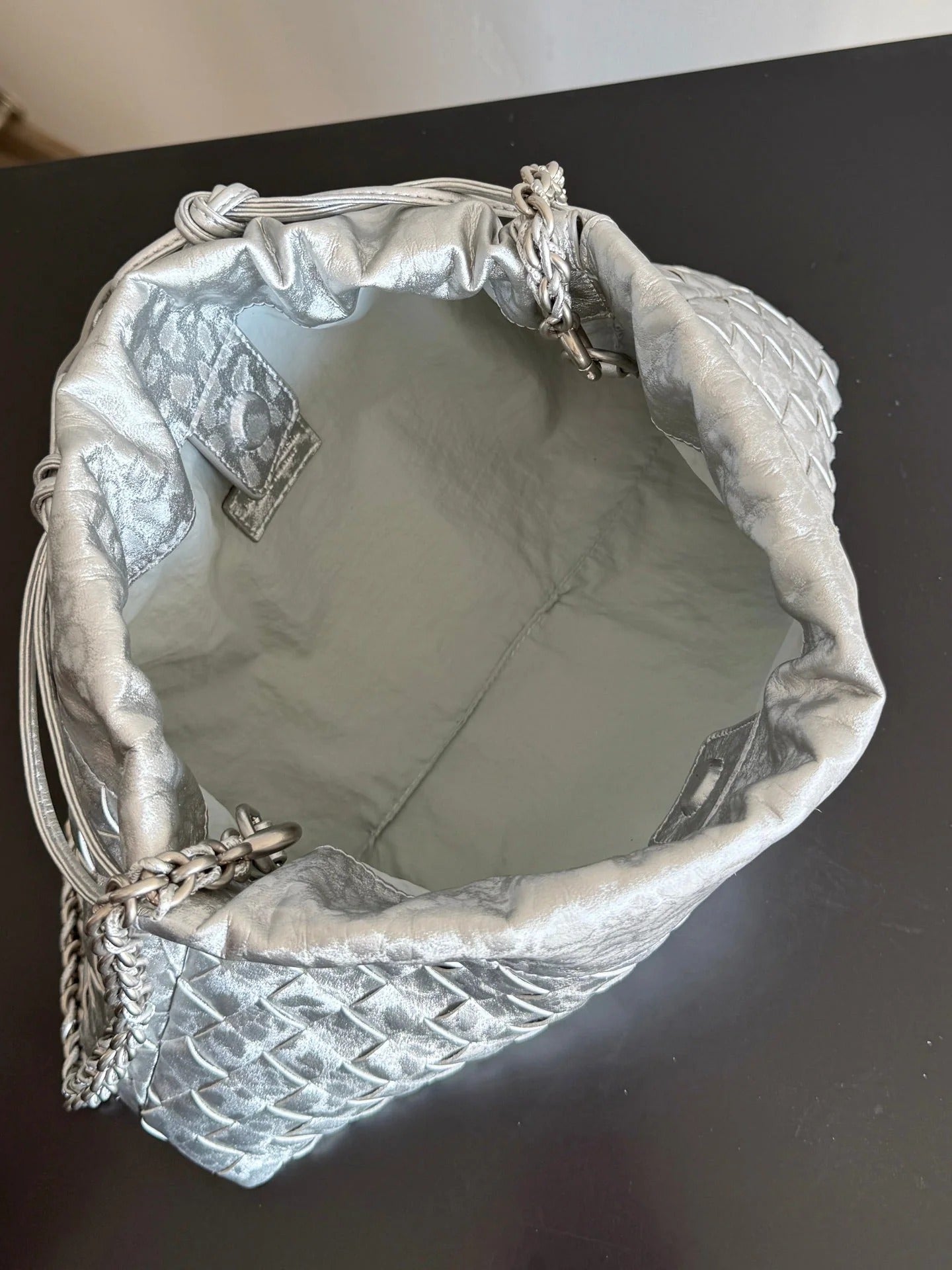 Bottega Veneta 2026 Dustbag 33cm Silver Intrecciato Lamina Satin Leather
