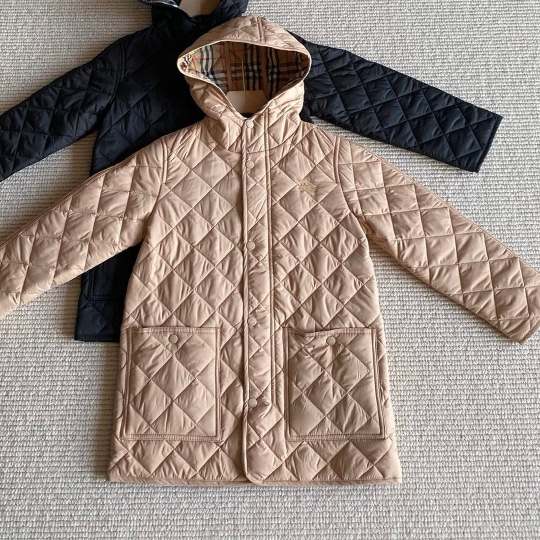 BURBERRY 25S HOODED JACKET 066
