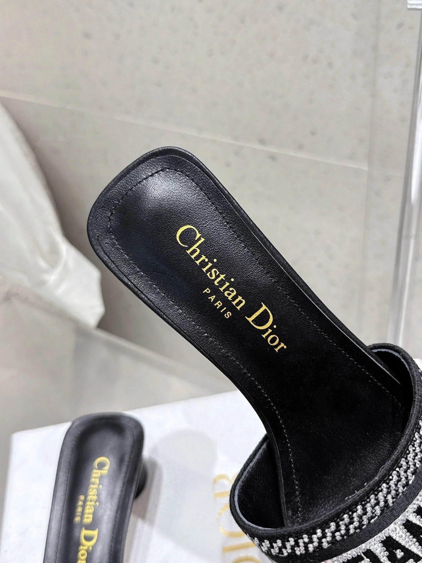 CD 26s Rhinestone Flat Slippers Black Canvas Leather 636390