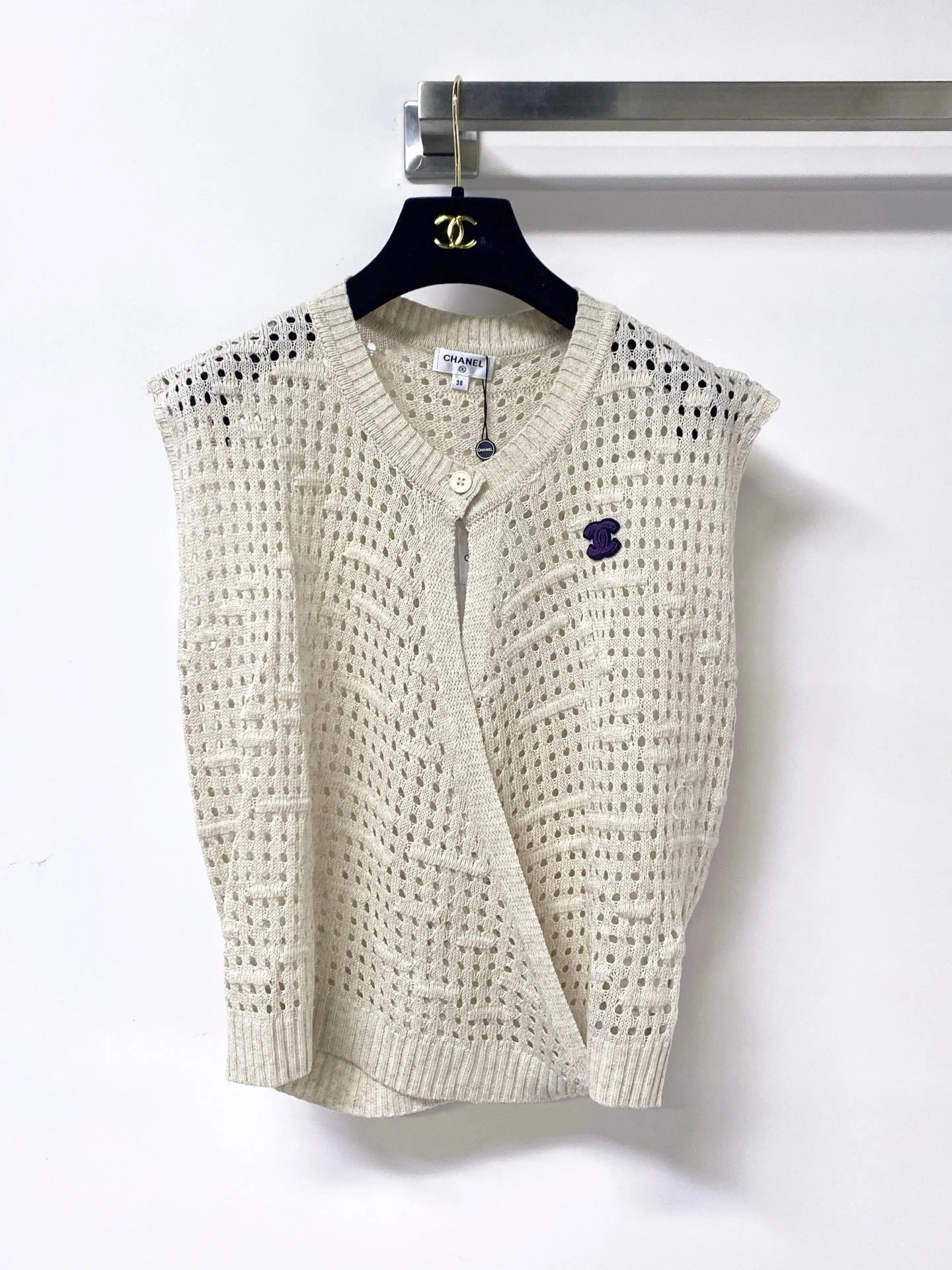 Chanel 2026 V-neck Crochet Knit Vest Acrylic 419420