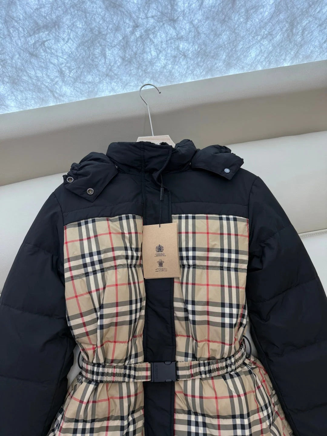 BURBERRY 25S DOWN JACKET 148