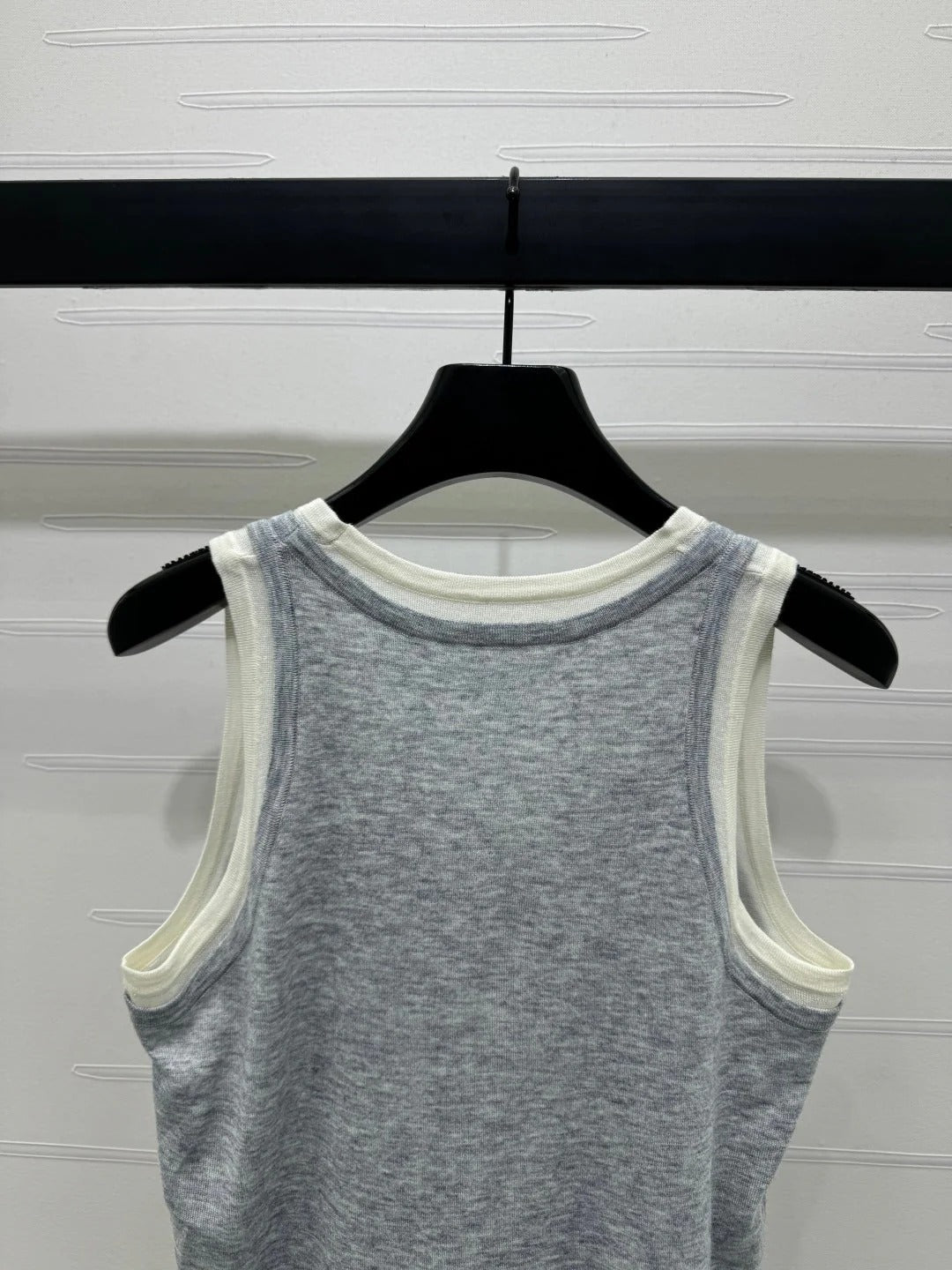 MIUMIU SLEEVELESS TOP 269404