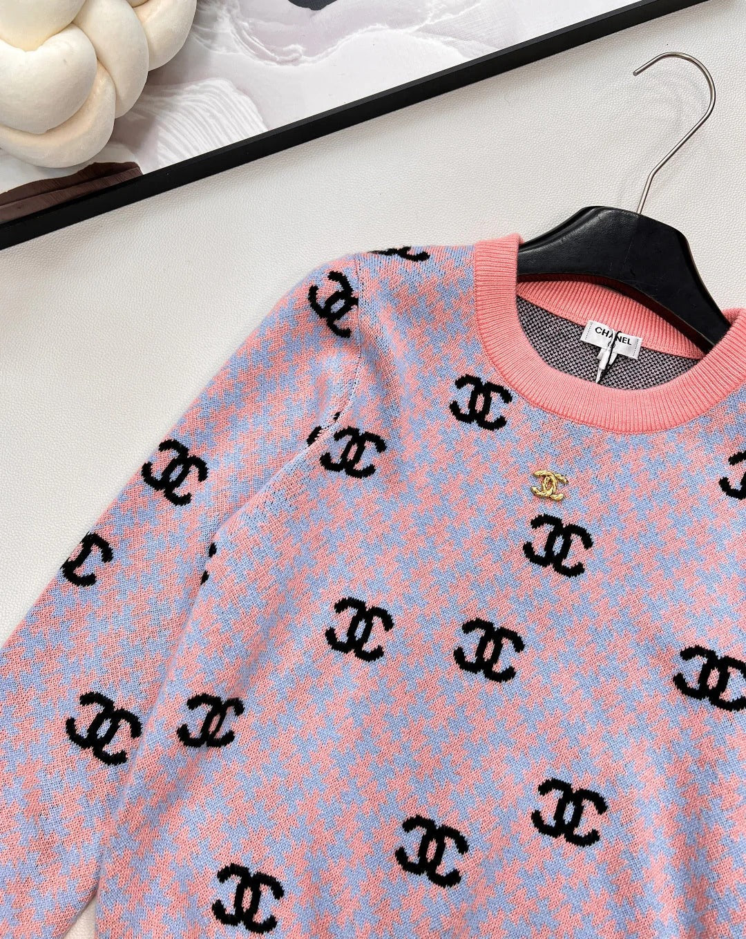 CHANEL 25S SWEATER 393