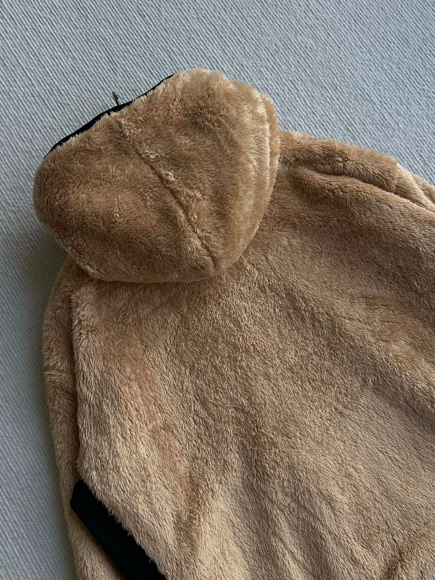 MONCLER 25S FUZZY TEDDY FLEECE HOODIE IN BROWN 042