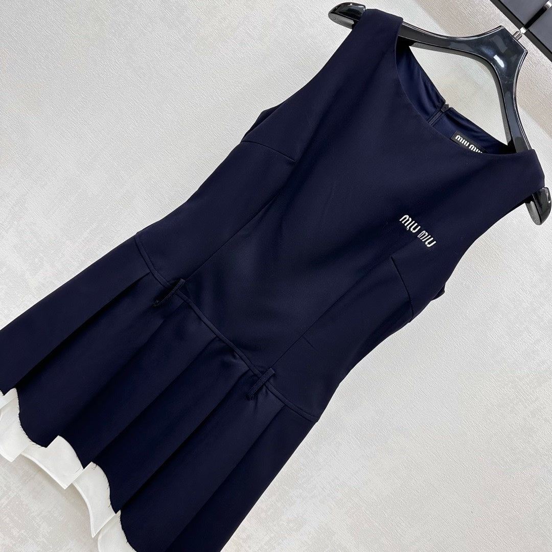 MIU 25S PLEATED VEST DRESS IN ACETATE 264603
