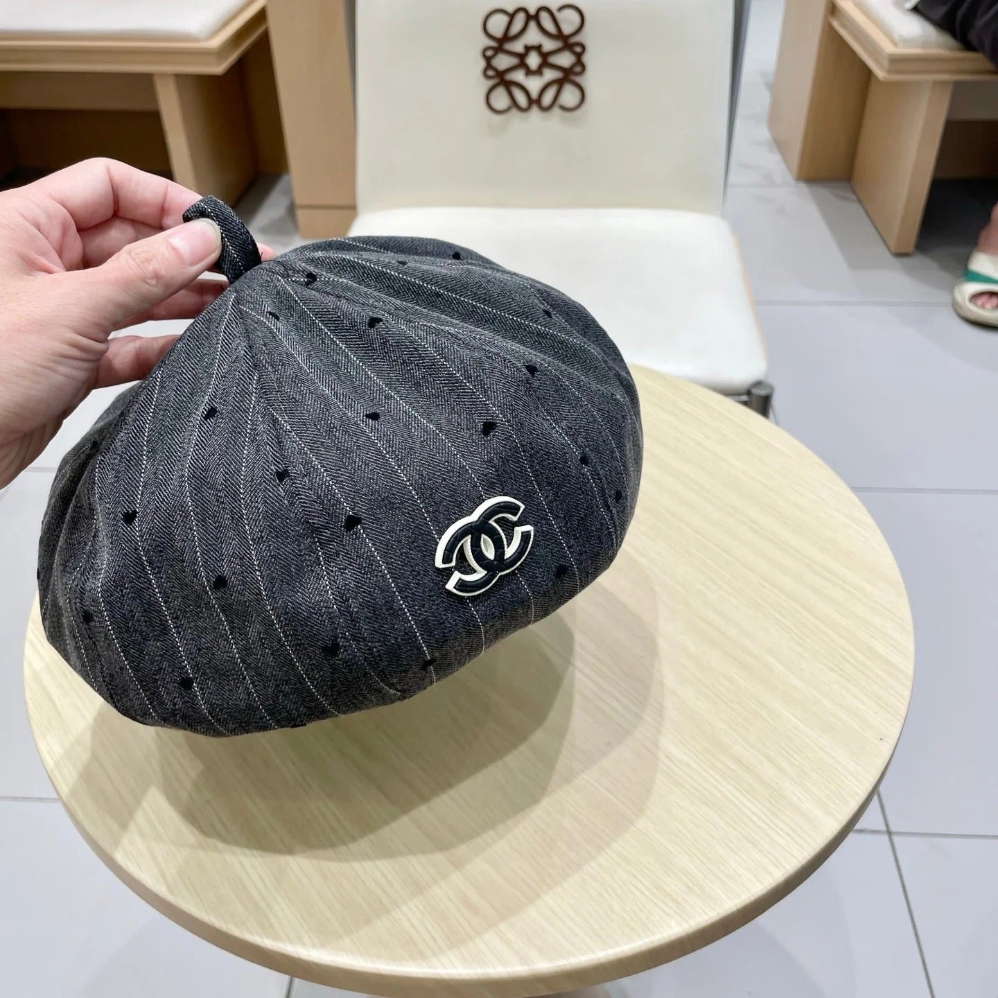 BERET HAT POLKA DOT DARK GRAY 672672
