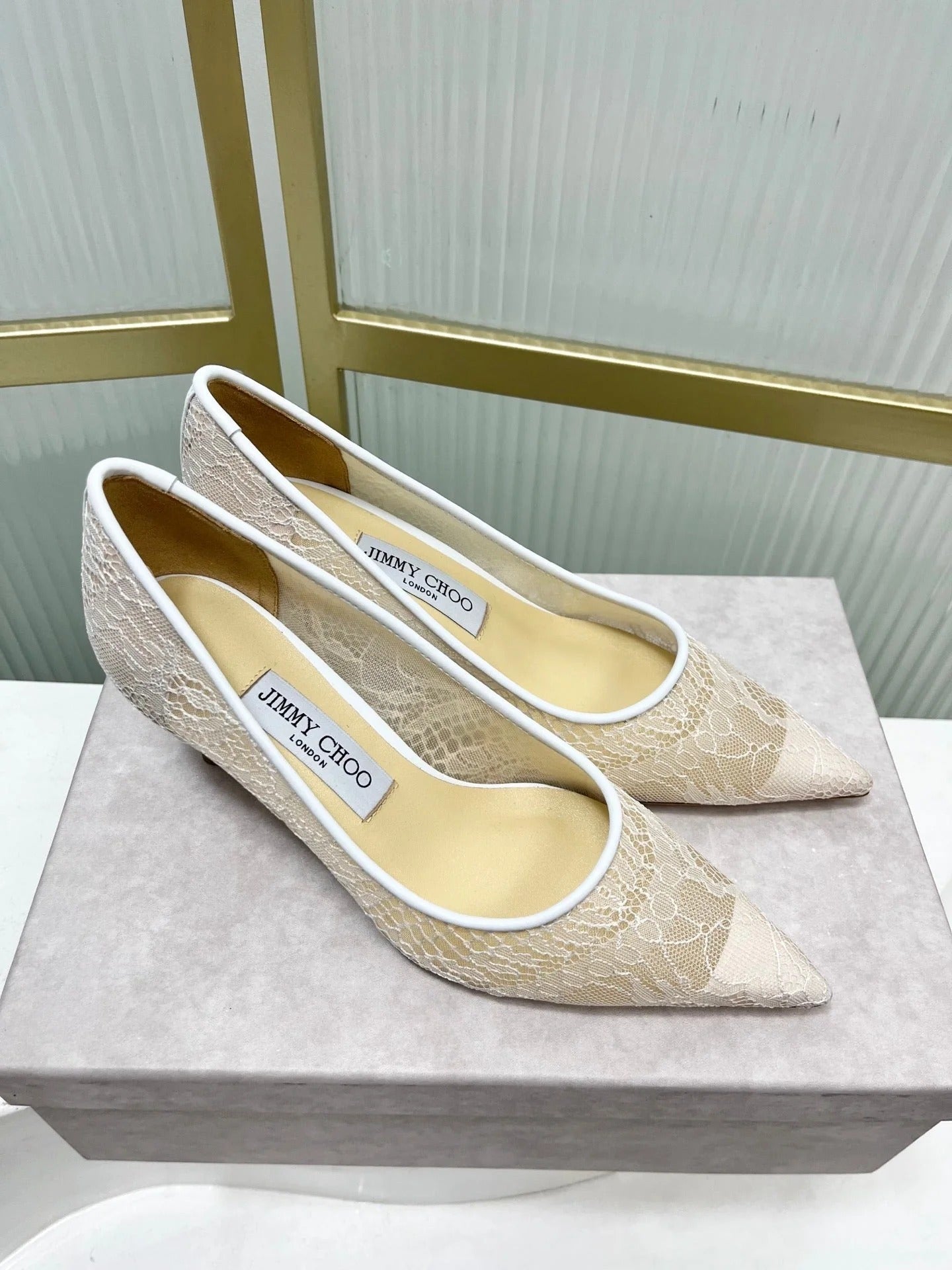 Jimmy 26s Heel Pump 65 White Beige Lace Sheepskin 605961