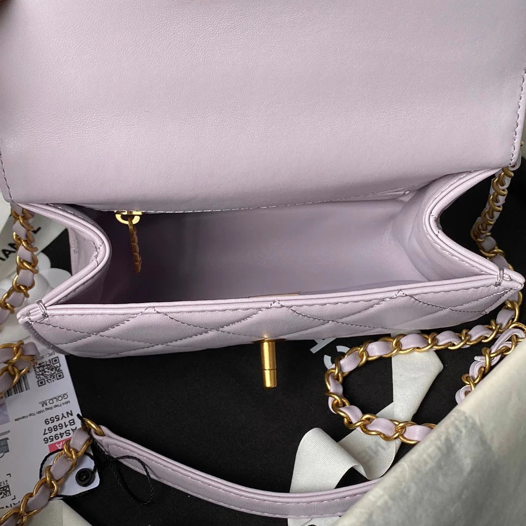 CC 25S FLAP BAG 18 CM IN LIGHT PURPLE LAMBSKIN WITH TOP HANDLE