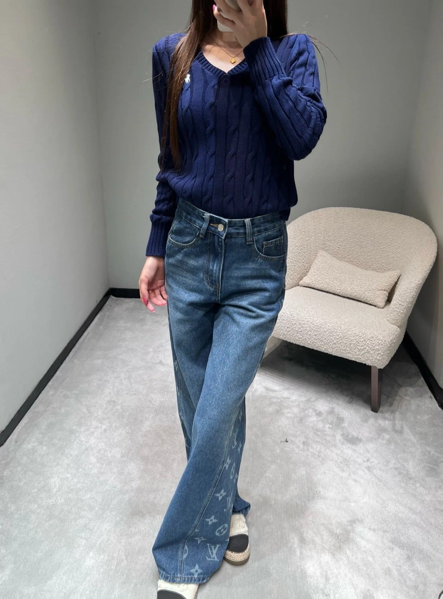 RALPH LAUREN KNITTED V-NECK SWEATER403