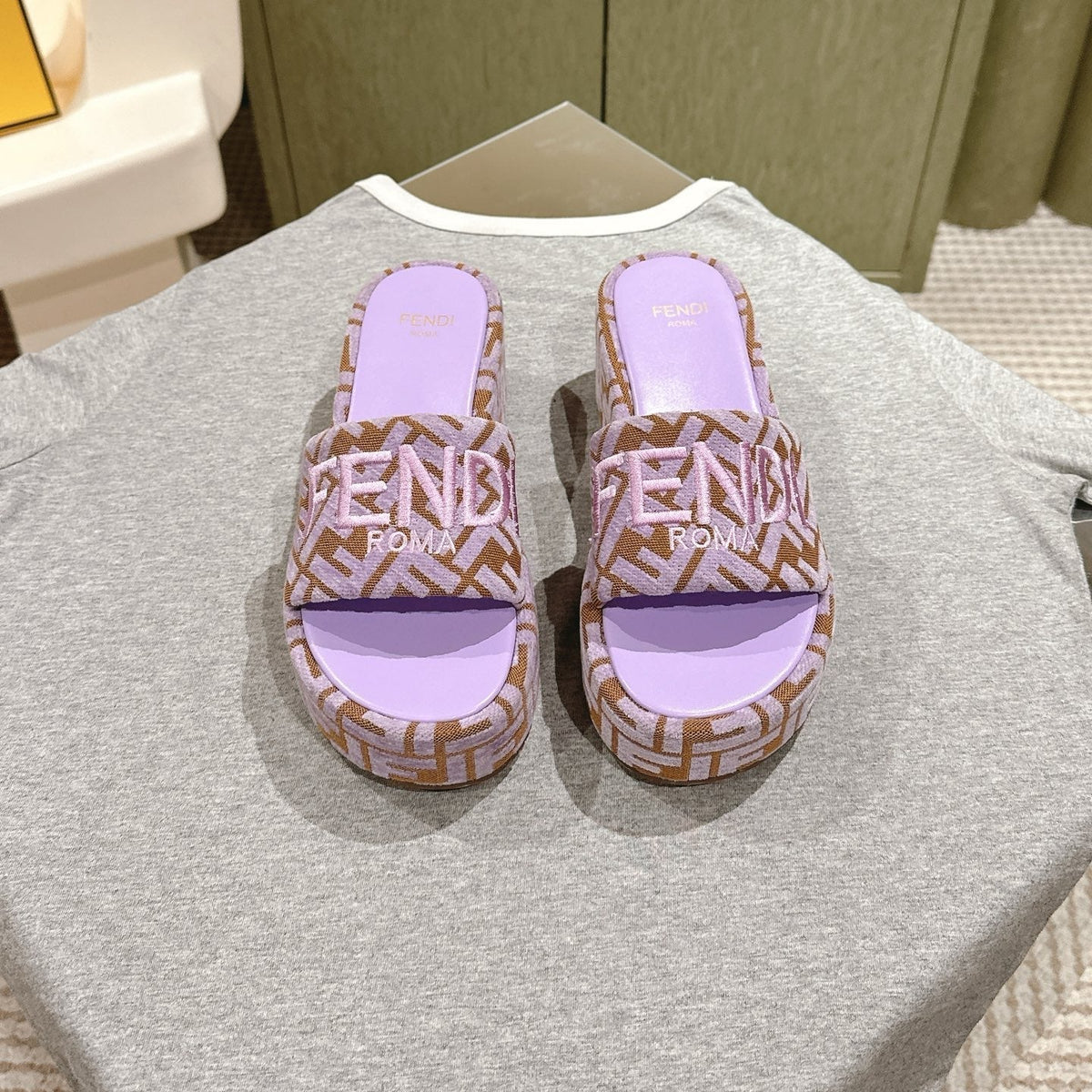 Fendi 26S Platform Sandals Brown And Purple Fabric Style 5